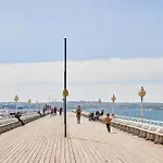 Harbour Breeze - On Torquay\'S Iconic Marina With Hot Tub